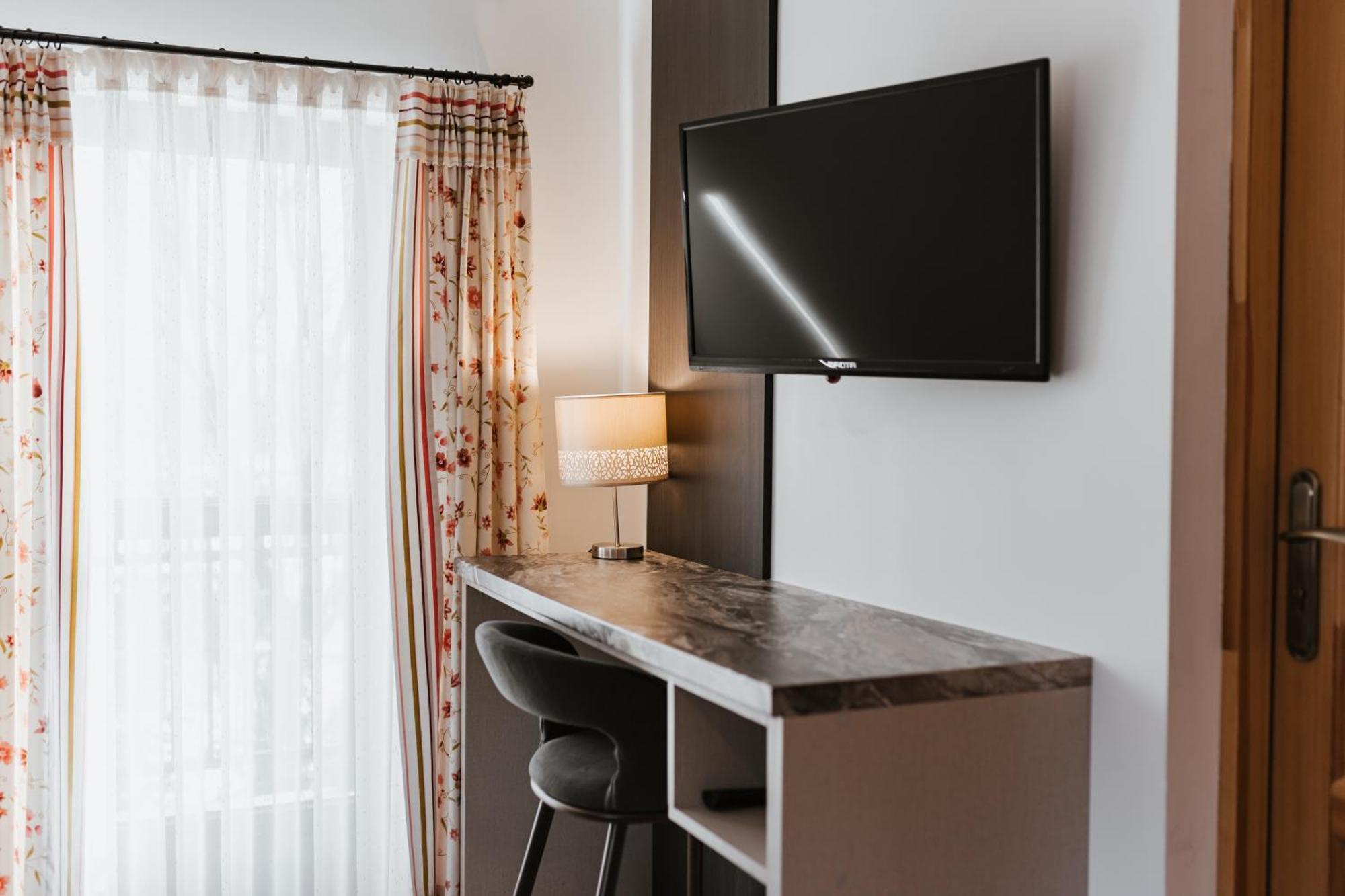 Dom Wypocz Pod Litwinka Apartamenty Bialka Tatrzanska Ngoại thất bức ảnh